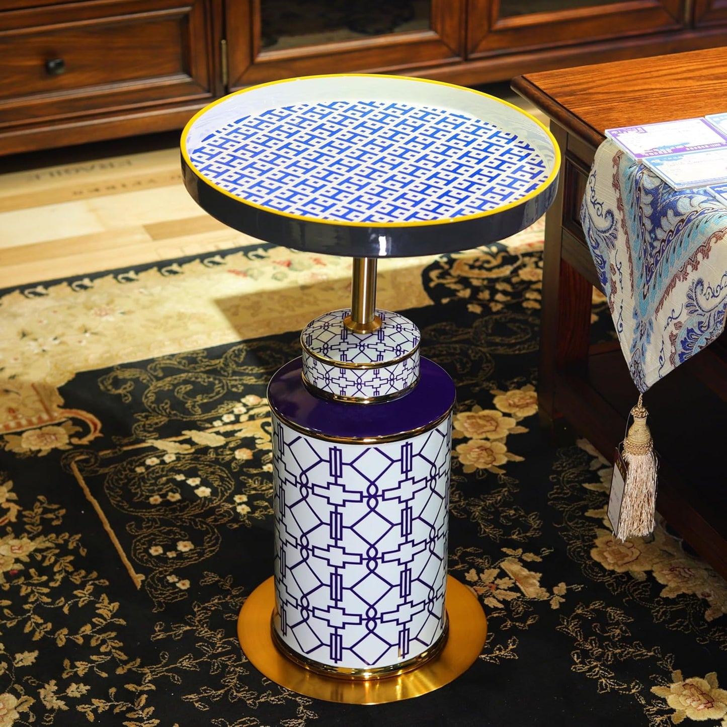 Diamond Pattern Vase-Shaped Side Table with Ceramic Tile Top – Accent Table for Coffee, Tea, or Nightstand Use in Living Room, Bedroom, Indoor & Outdoor Spaces